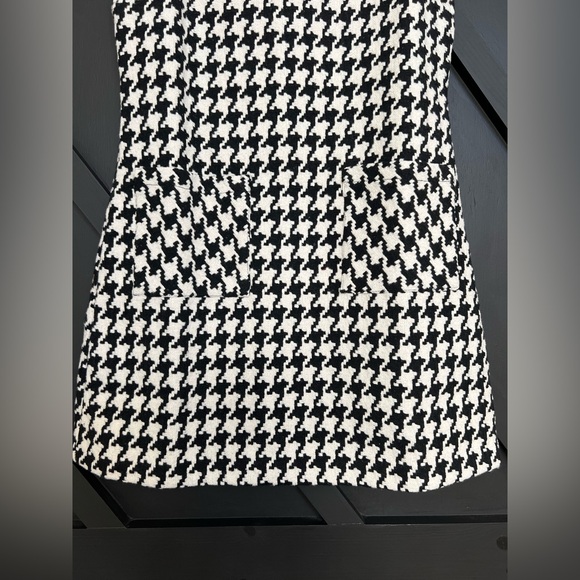 VICI Haydie Tweed Houndstooth Mini Dress, Size Small - Picture 6 of 12